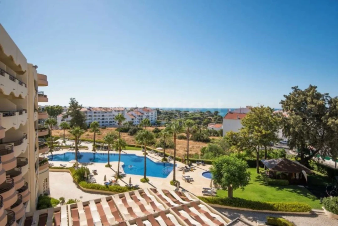 Negócio para Venda em Albufeira e Olhos de Água Foto 13