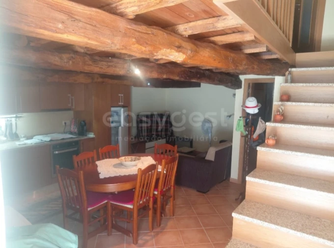 Moradia T3 para Venda em Vilarinho dos Galegos e Ventozelo Foto 4