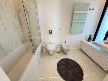 Apartamento T4 para Venda em Venteira