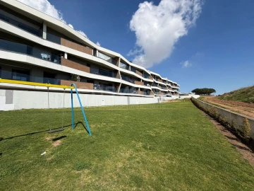 Apartamento T4 para Venda em Venteira
