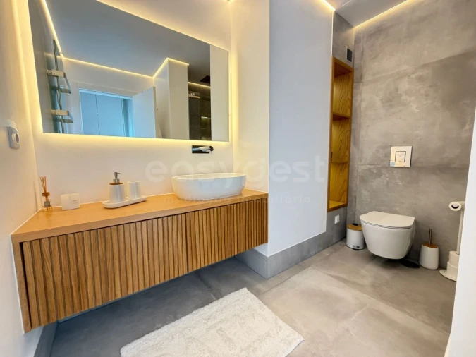 Apartamento T4 para Venda em Venteira Foto 25