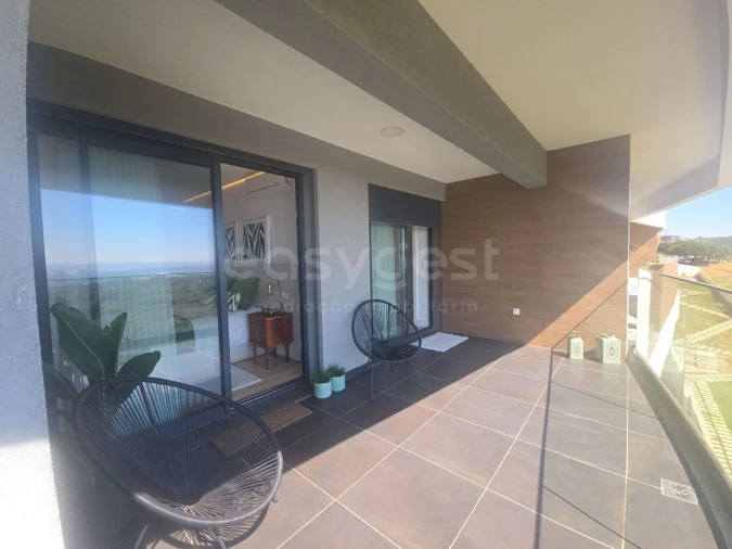Apartamento T4 para Venda em Venteira Foto 30