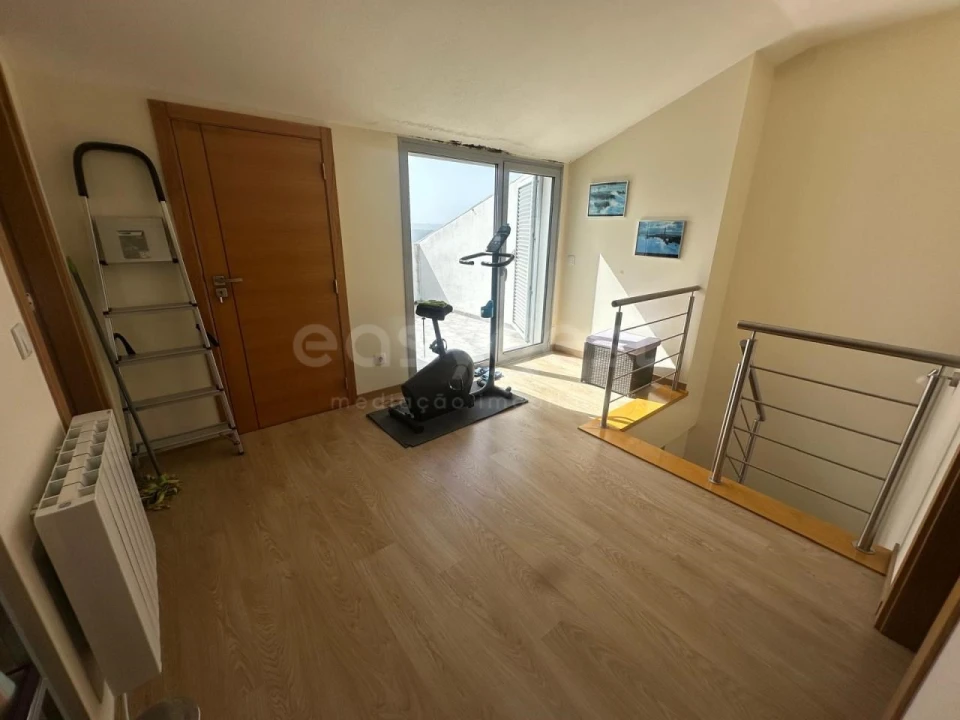 Apartamento T5 para Venda em Nazare Foto 23