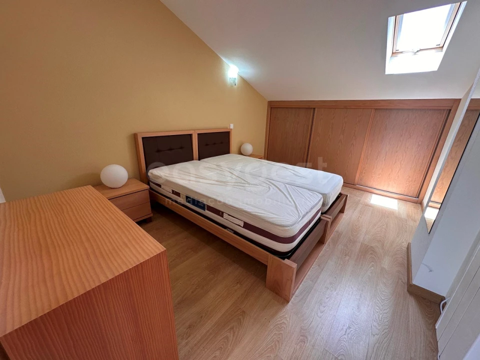 Apartamento T5 para Venda em Nazare Foto 21