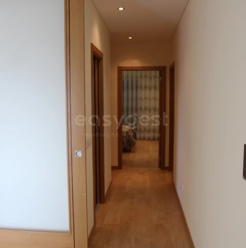 Apartamento T5 para Venda em Nazare