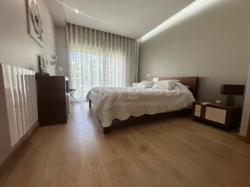 Apartamento T5 para Venda em Nazare