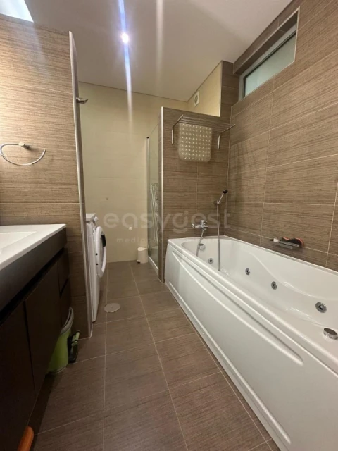 Apartamento T5 para Venda em Nazare