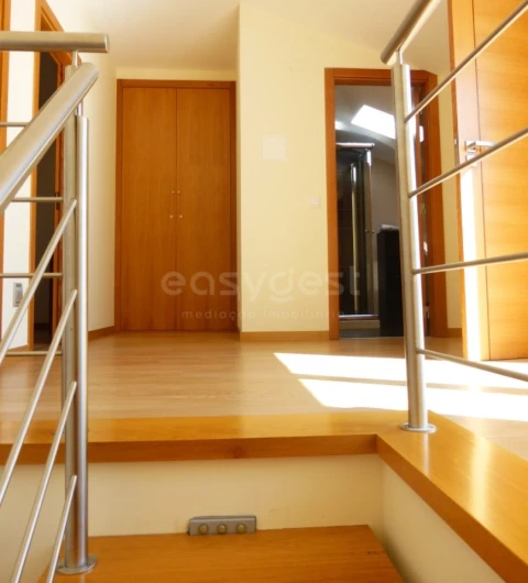 Apartamento T5 para Venda em Nazare