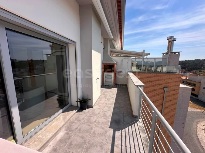 Apartamento T5 para Venda em Nazare Foto 8