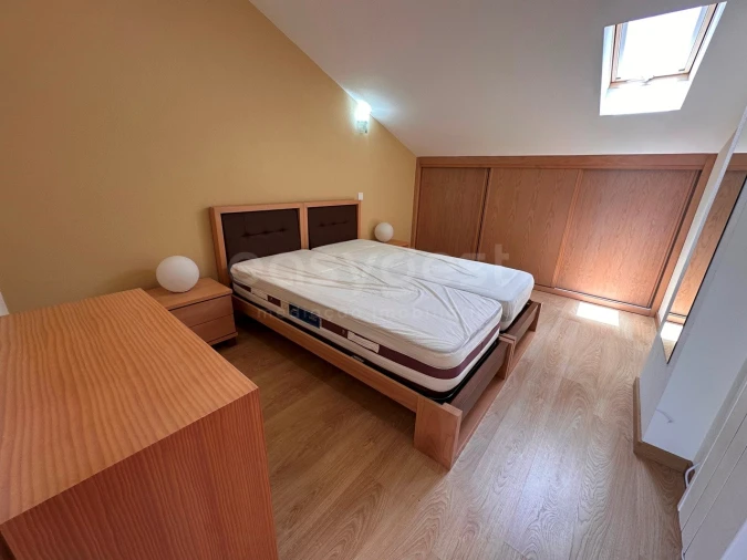 Apartamento T5 para Venda em Nazare Foto 21