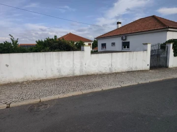 Terreno para Venda em Aljustrel e Rio de Moinhos