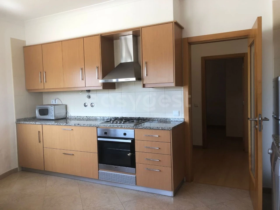 Apartamento T1 para Venda em Ferrel Foto 4