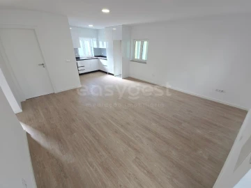 Moradia T2 para Venda em Tabua