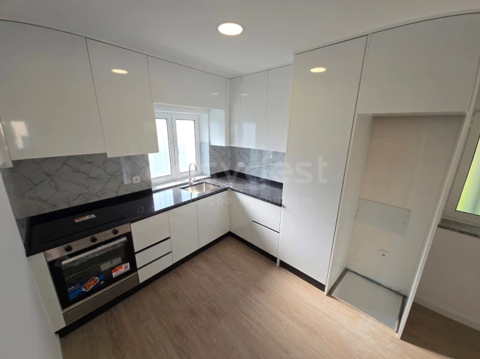 Moradia T2 para Venda em Tabua Foto 7