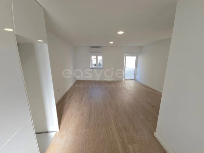 Moradia T2 para Venda em Tabua Foto 10