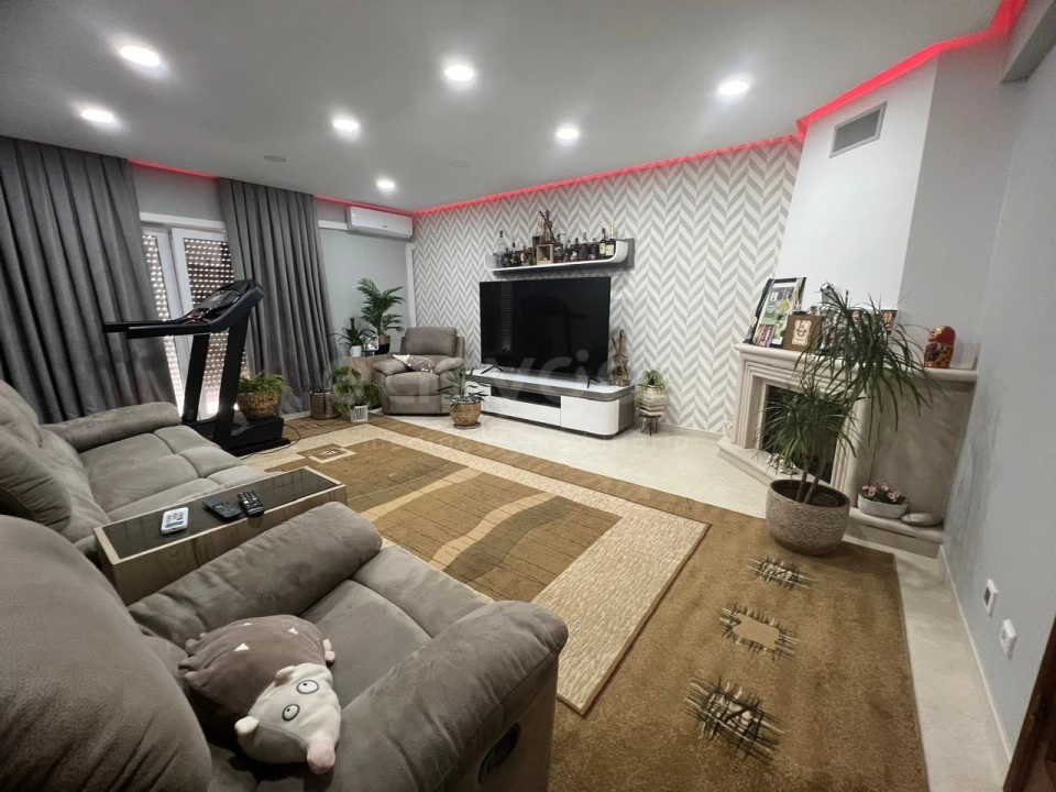 Apartamento T3 para Venda em Pinhal Novo Foto 1