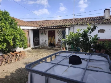 Moradia T4 para Venda em São João de Negrilhos