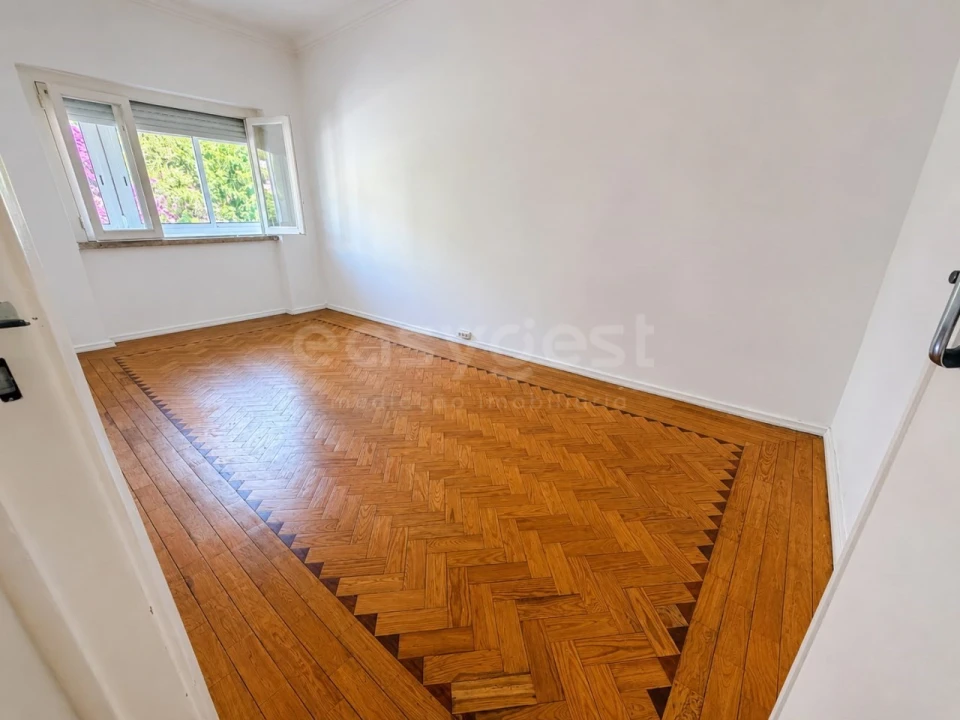 Apartamento T3 para Venda em Costa da Caparica Foto 4