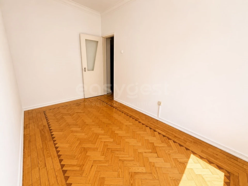 Apartamento T3 para Venda em Costa da Caparica Foto 6