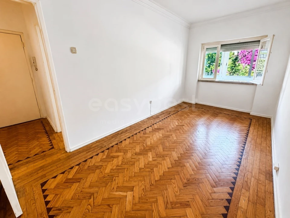 Apartamento T3 para Venda em Costa da Caparica Foto 11