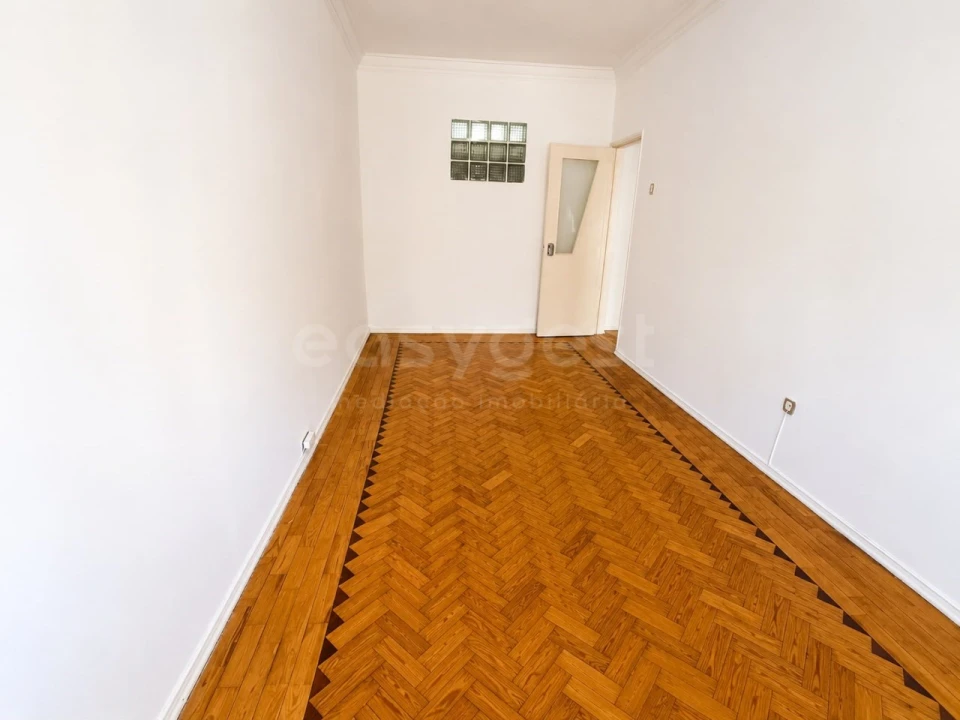 Apartamento T3 para Venda em Costa da Caparica Foto 14