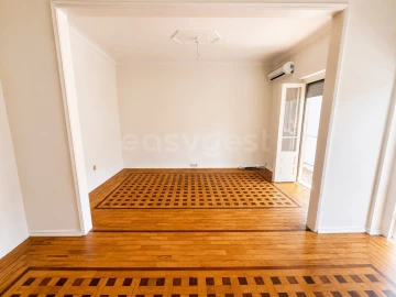 Apartamento T3 para Venda em Costa da Caparica