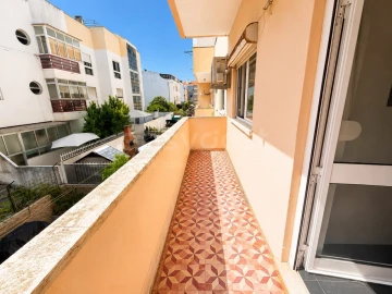 Apartamento T3 para Venda em Costa da Caparica
