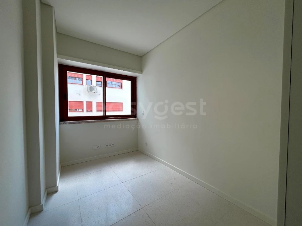 Apartamento T2 para Venda em Beato Foto 17