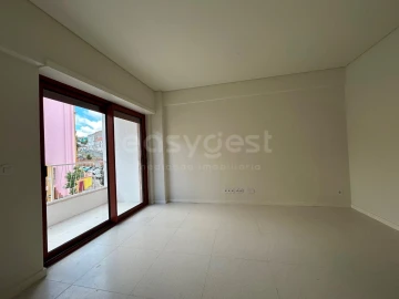 Apartamento T2 para Venda em Beato