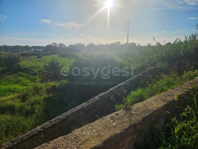 Terreno para Venda em Alvor Foto 2