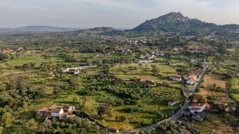 Moradia T2 para Venda em Monsanto e Idanha-A-Velha