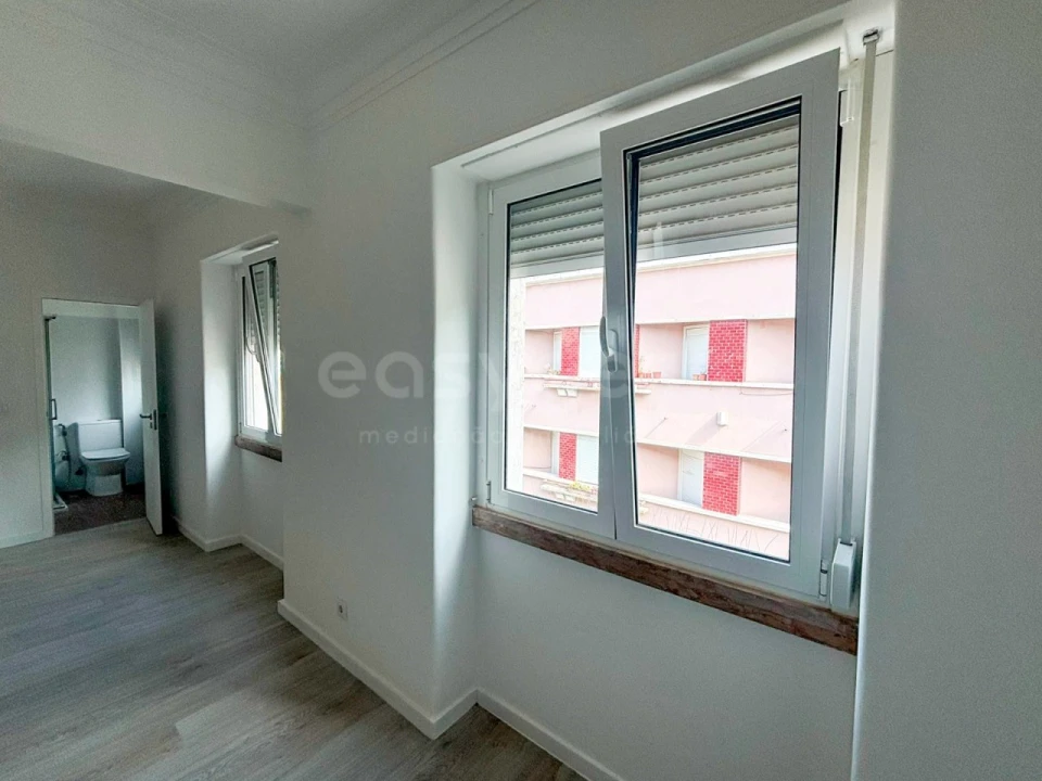 Apartamento T2 para Venda em São Vicente Foto 6