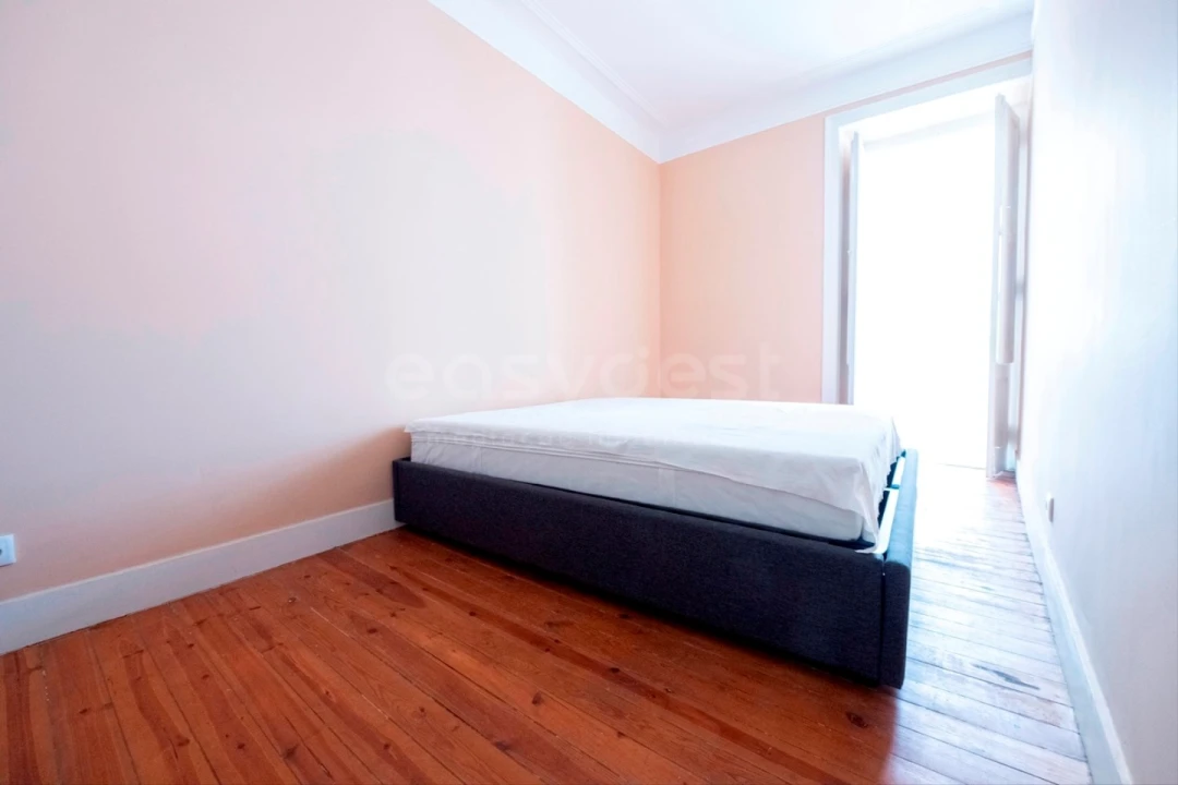 Apartamento T2 para Venda em Penha de França Foto 17