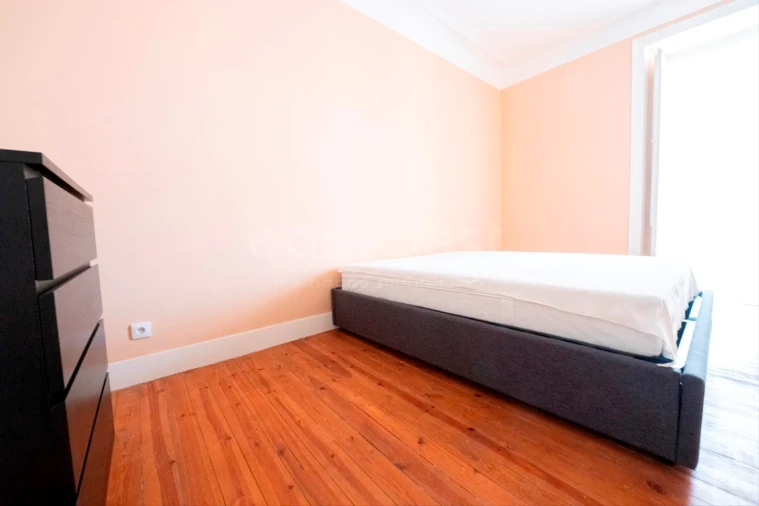 Apartamento T2 para Venda em Penha de França Foto 18