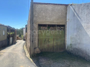 Moradia T3 para Venda em Carapinha