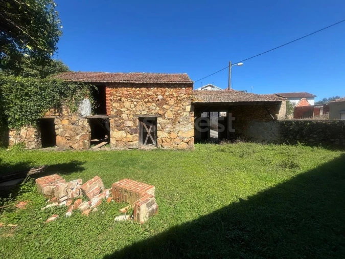 Moradia T3 para Venda em Carapinha Foto 15