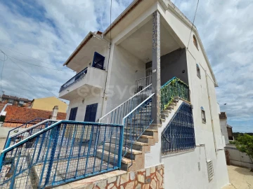 Moradia T2 para Venda em Corroios