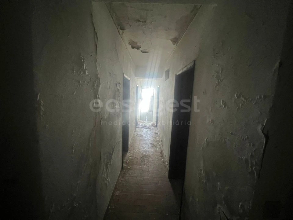 Moradia T4 para Venda em Nossa Senhora das Neves Foto 8