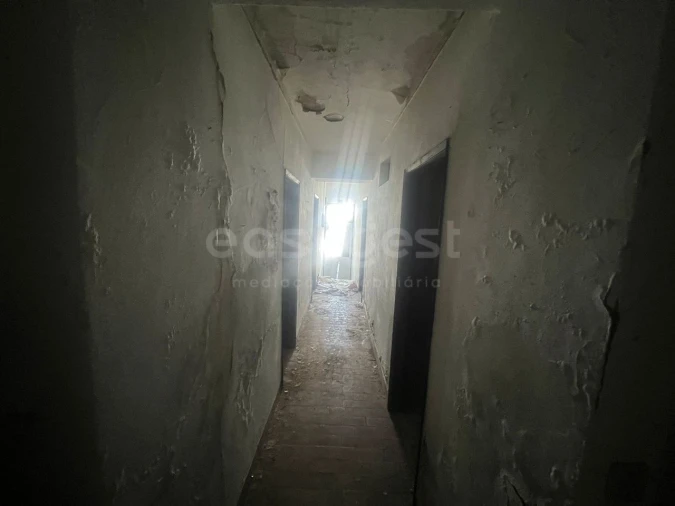 Moradia T4 para Venda em Nossa Senhora das Neves Foto 8