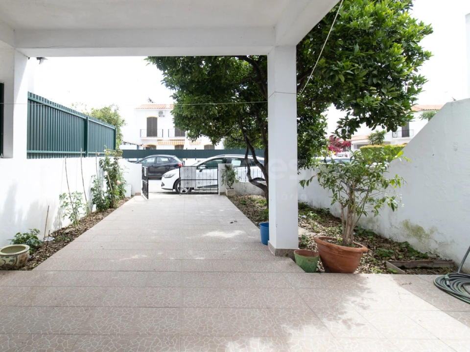 Moradia T3 para Venda em Altura Foto 4