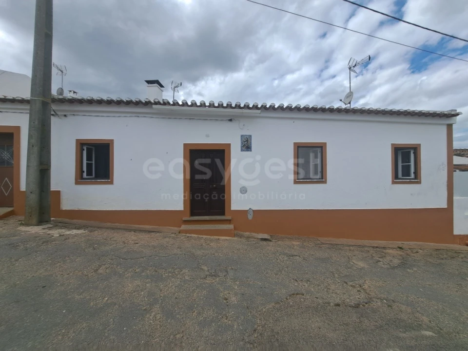 Moradia T2 para Venda em Panoias e Conceição Foto 2