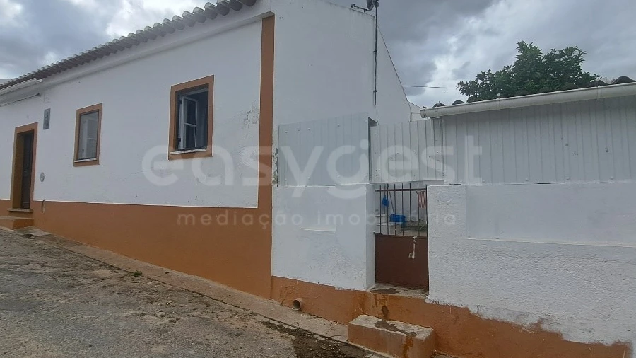 Moradia T2 para Venda em Panoias e Conceição