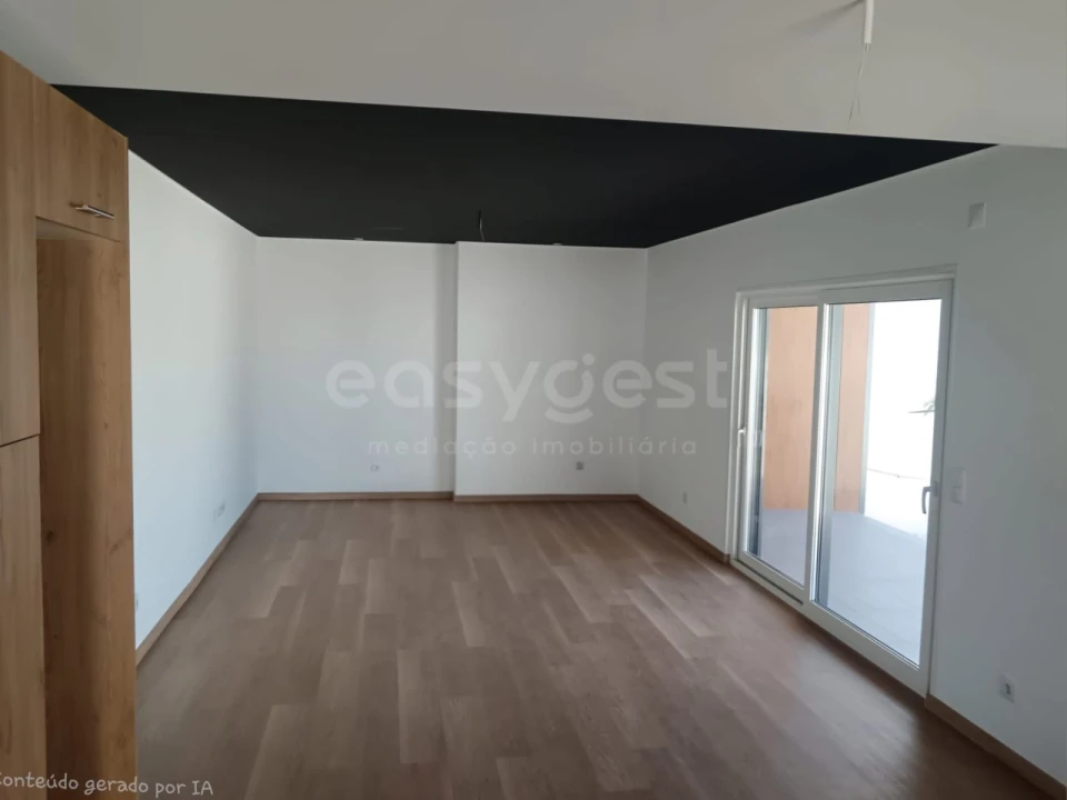 Moradia T2 para Venda em Evora de Alcobaça Foto 5