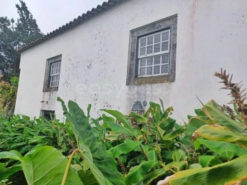 Moradia T2 para Venda em São Roque do Pico