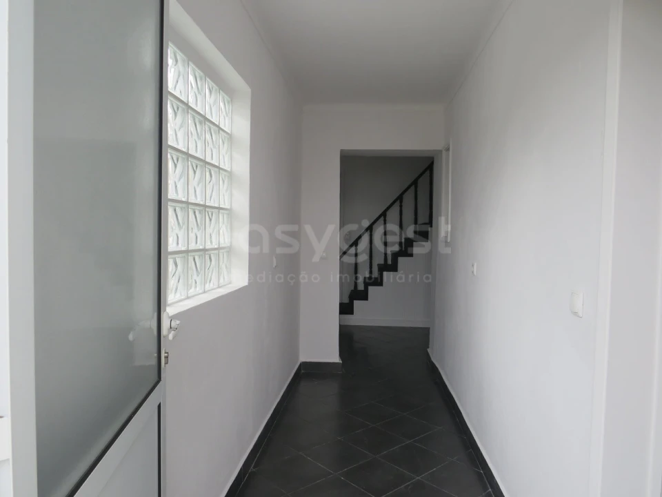 Moradia T2 para Venda em Santo Antonio Foto 11