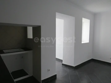 Moradia T2 para Venda em Santo Antonio