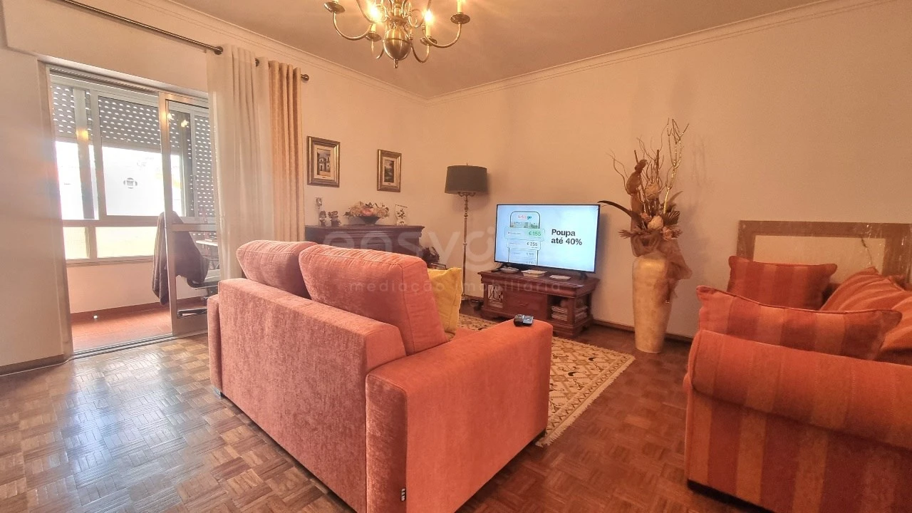 Apartamento T3 para Venda em Águas Livres Foto 2
