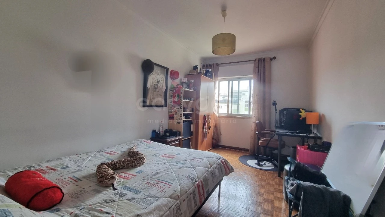 Apartamento T3 para Venda em Águas Livres Foto 8