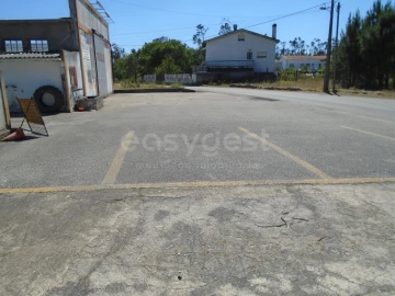Armazém para Venda em Pataias e Martingança