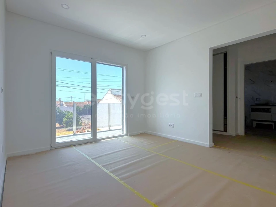 Moradia T3 para Venda em Atalaia e Alto Estanqueiro-Jardia Foto 13